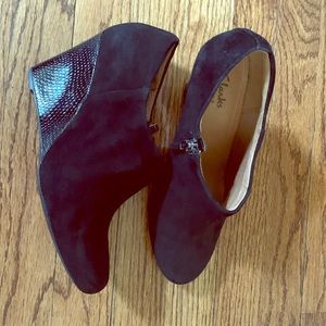 Black Clarks wedges